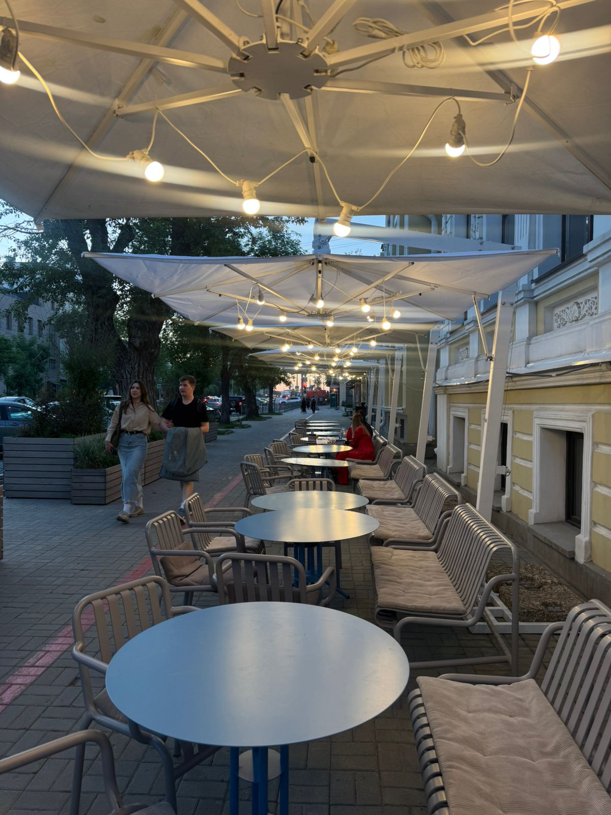 Садовая мебель на участке